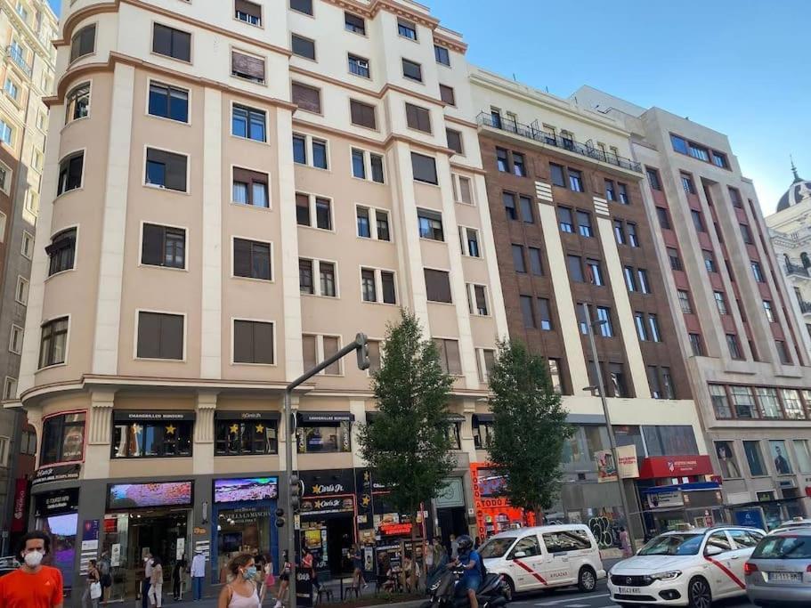 Apartamento En Gran Via De Madrid 45 4 Eksteriør billede